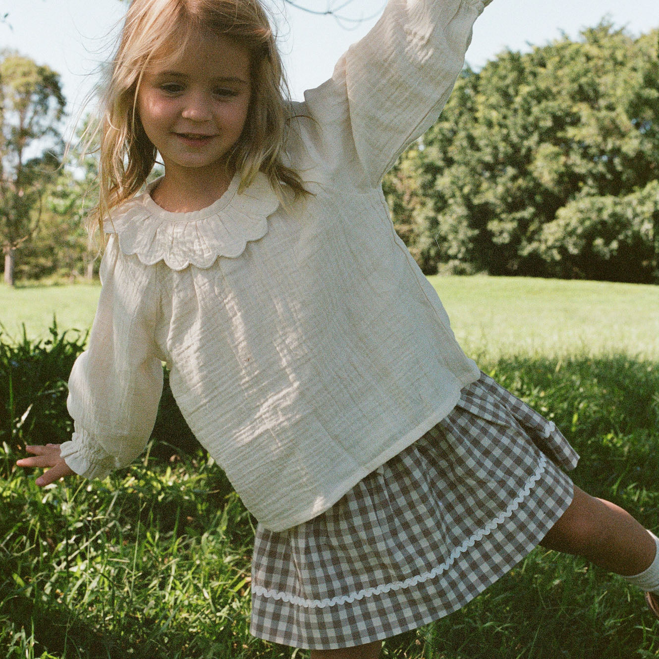 RUFFLE CAMERON BLOUSE | Natural-Web-hover