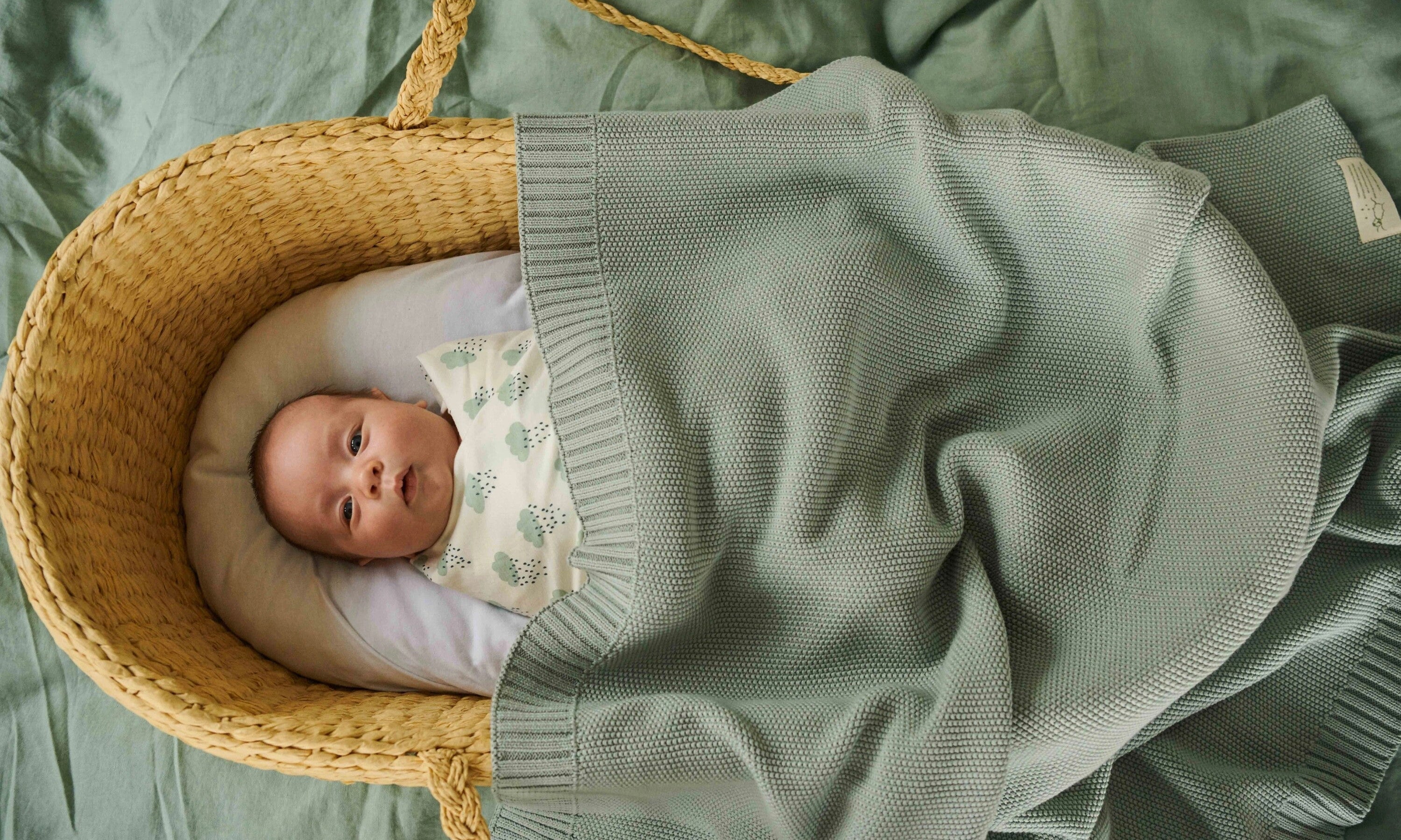 Libby Cain: On Swaddling | Sleep - Nature Baby