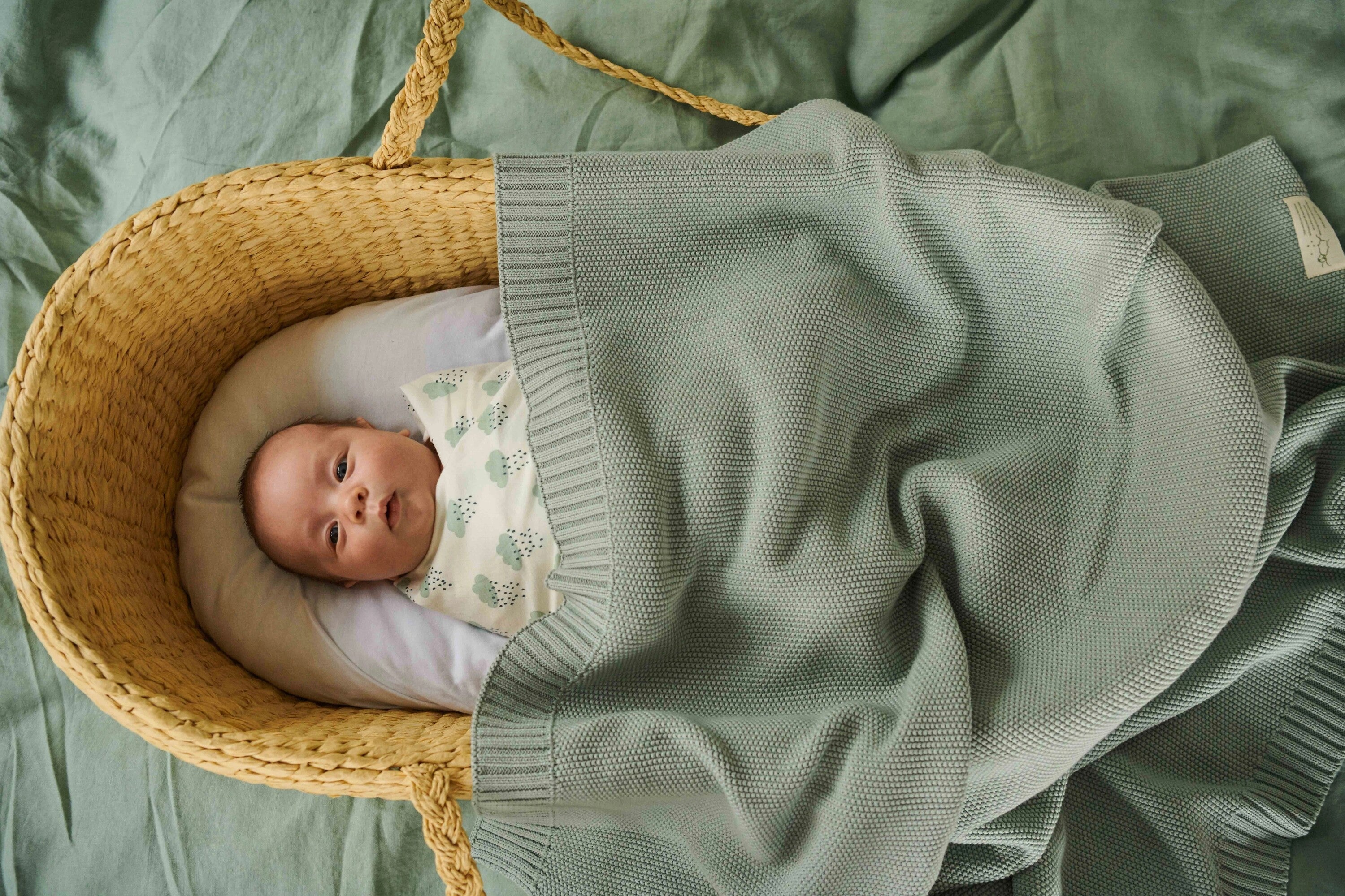 Libby Cain: On Swaddling | Sleep - Nature Baby