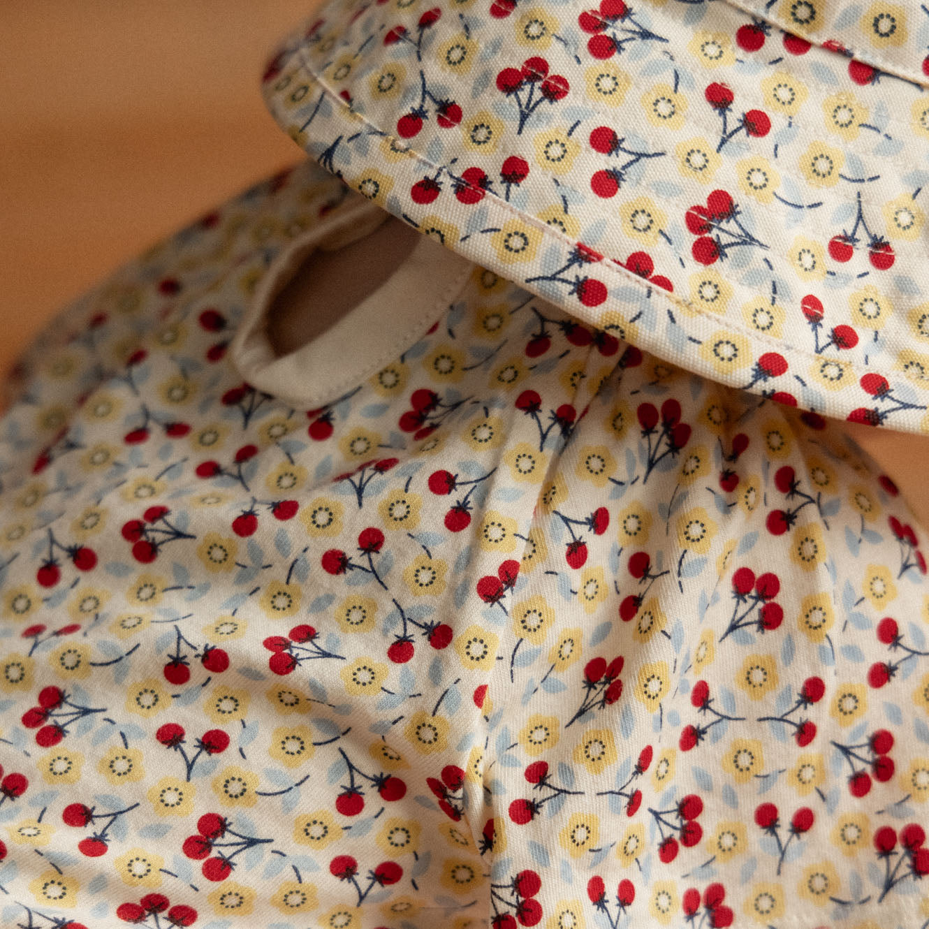 HOLIDAY SUNHAT | Kitchen Garden Print-Extra Img - 2