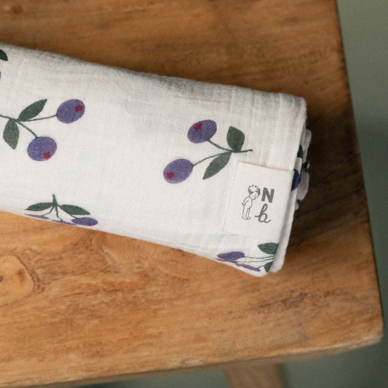 MUSLIN WRAP | Winter Berry Natural Print-Extra Img - 1