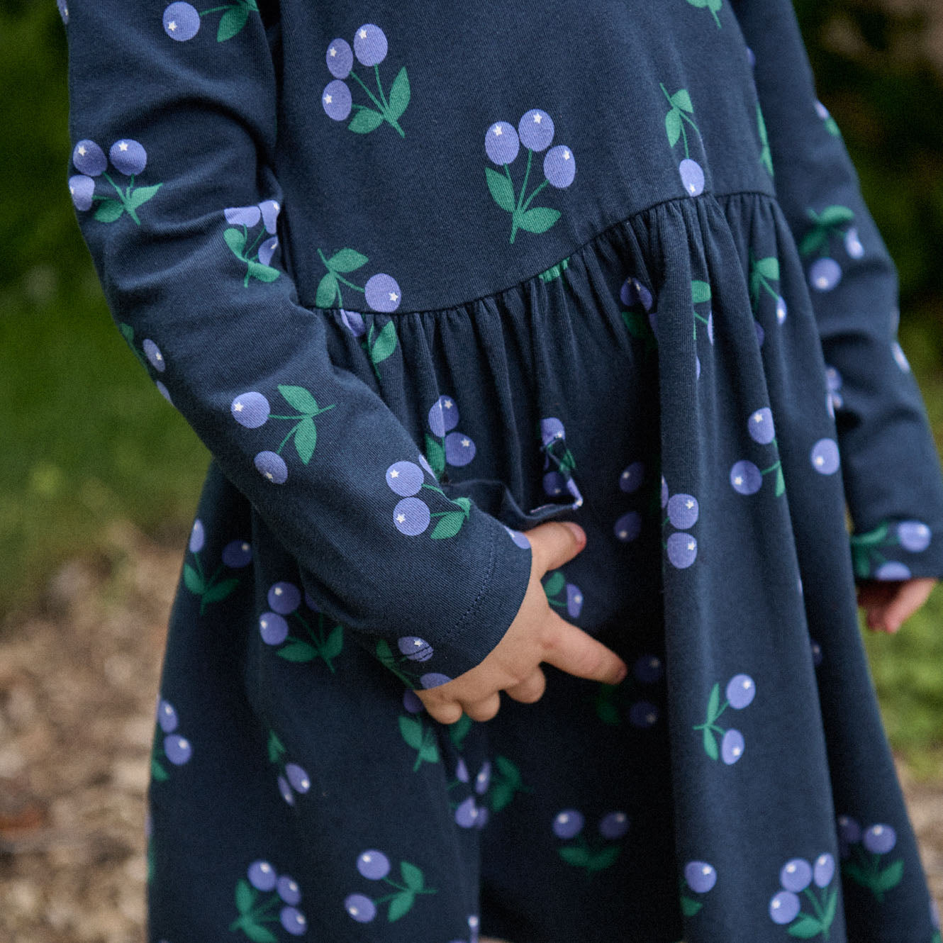 L/S TWIRL DRESS | Winter Berry Navy Print-Extra Img - 2