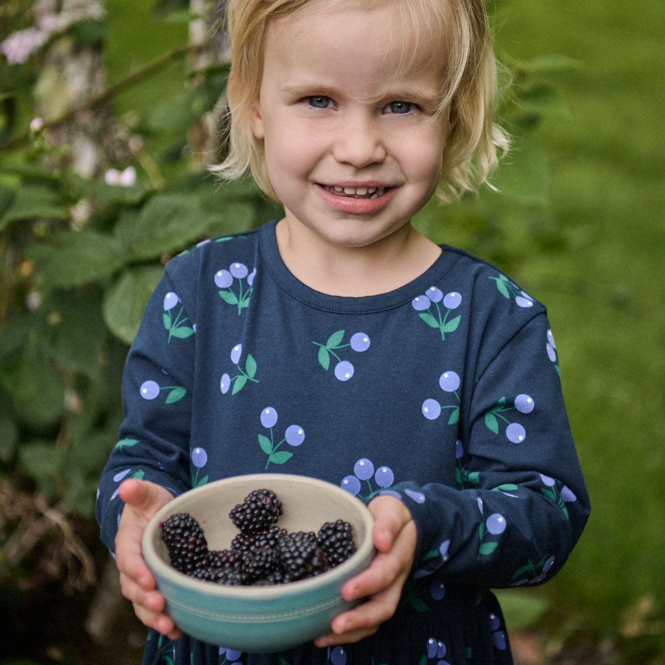 L/S TWIRL DRESS | Winter Berry Navy Print-Extra Img - 3